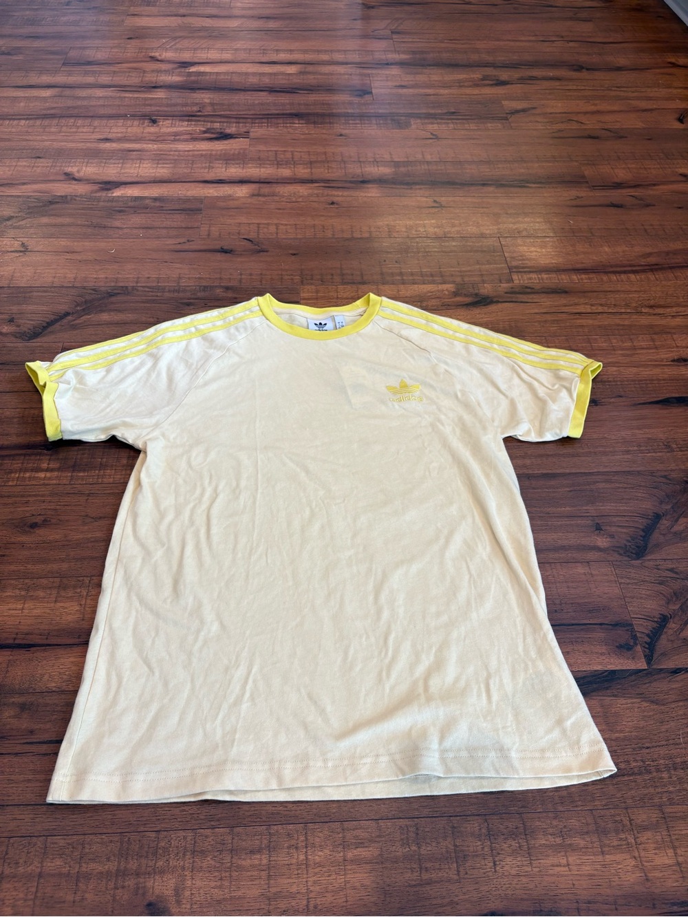 NWT Men’s Adidas Adicolor Classics 3-Stripes T-Shirt Yellow Retro Size Large